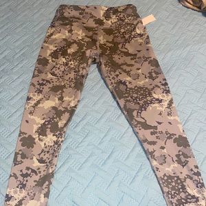 Maurices Ultra High Rise Legging